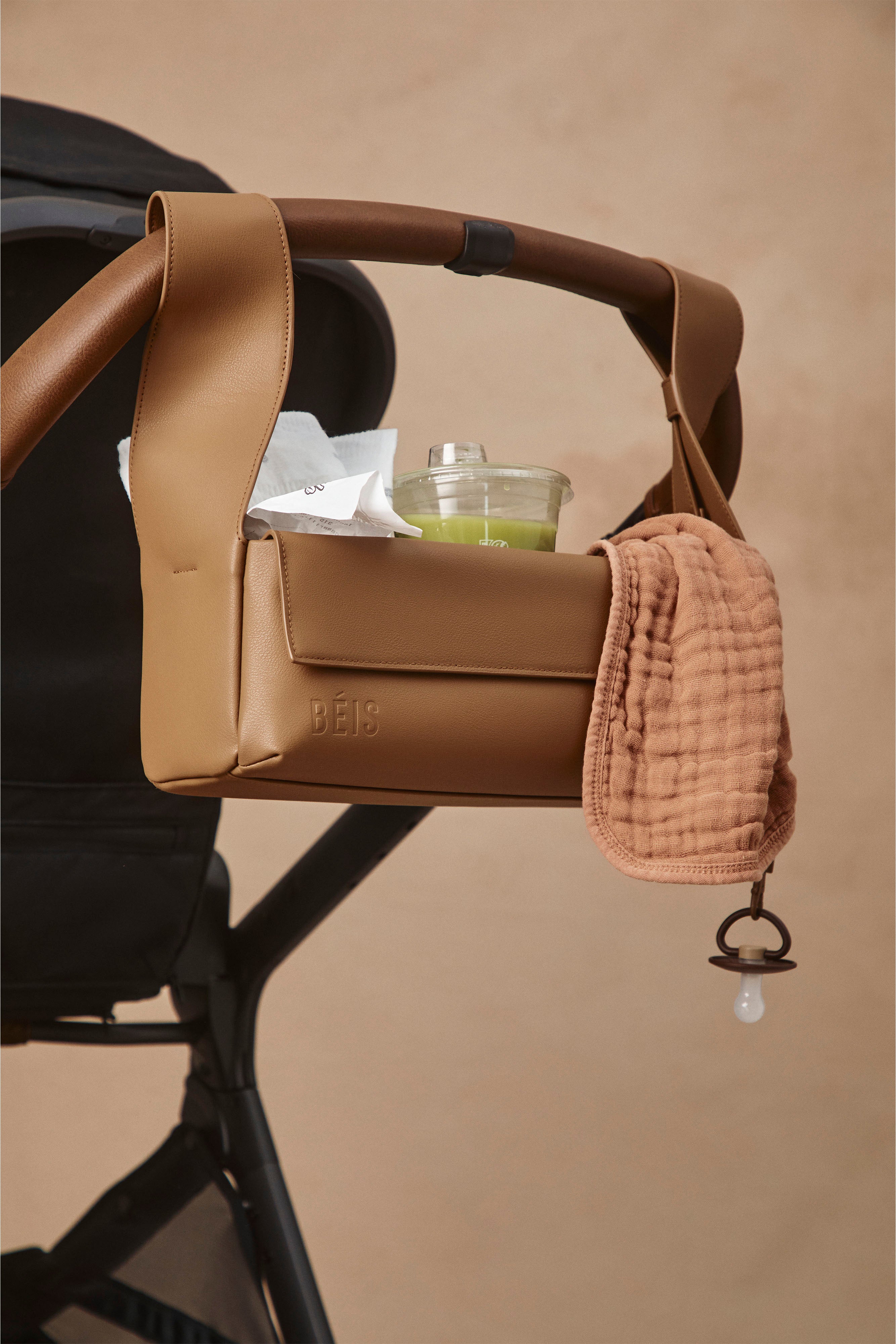 Alternative view of The Convertible Stroller Caddy in Camel