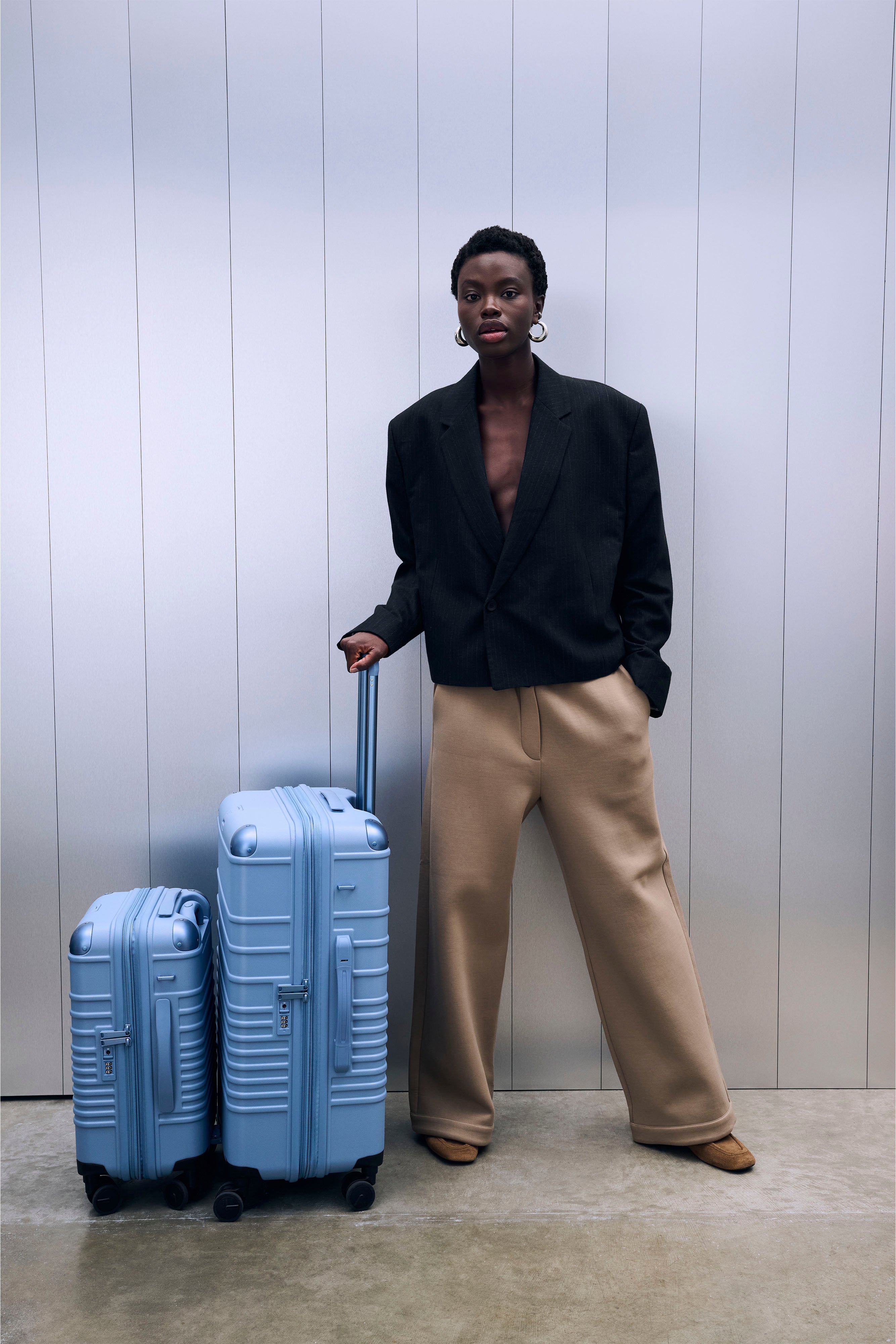 The Hybrid Luggage Set - Image 2