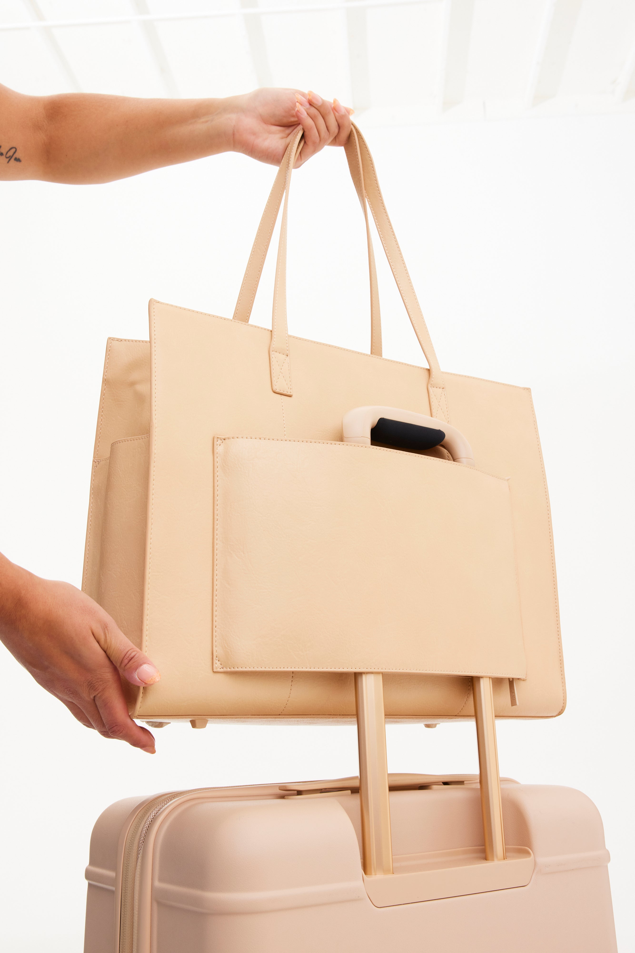 Resale The Large Work Tote in Beige - Image 10