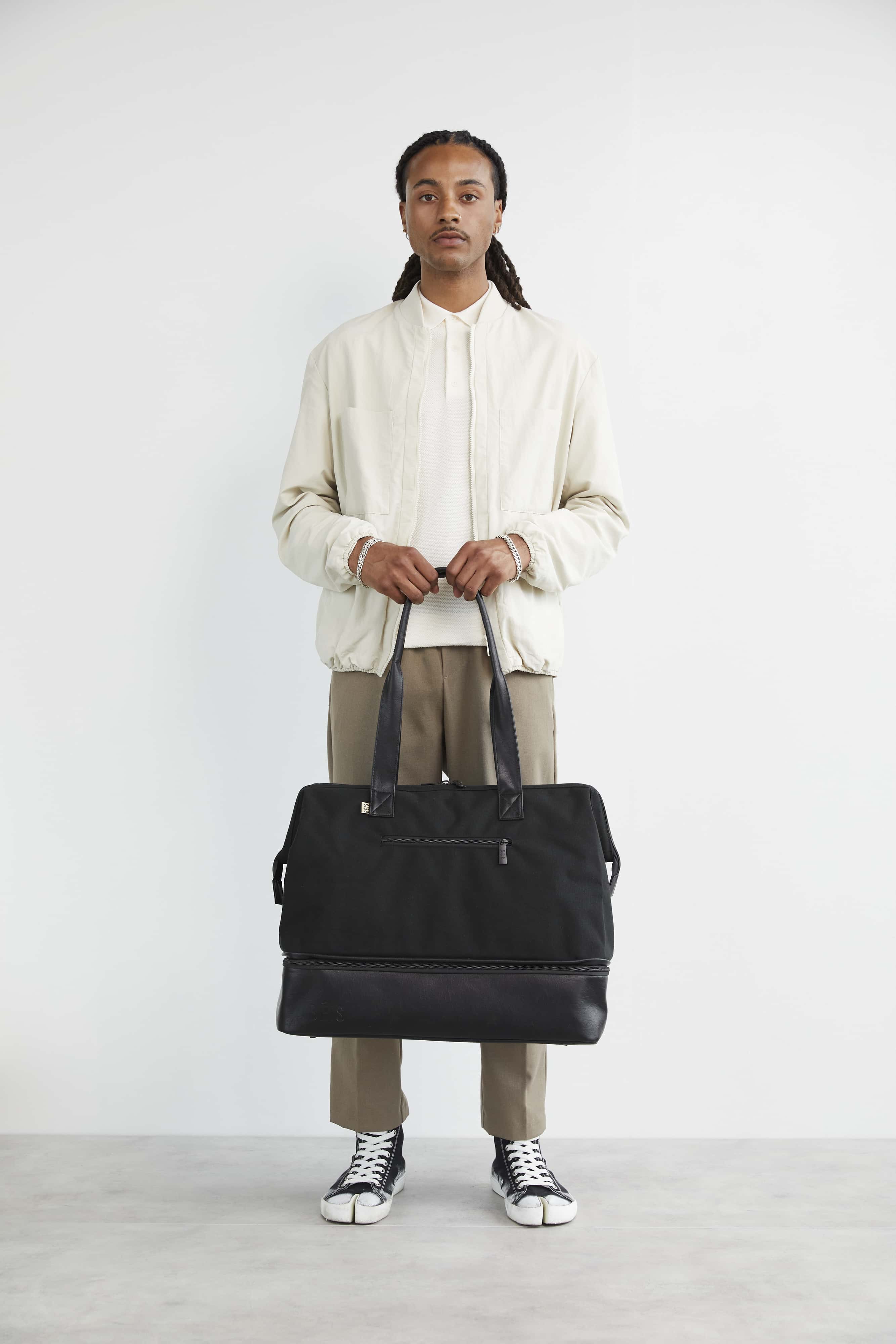 Resale The Convertible Weekender in Black - Image 6